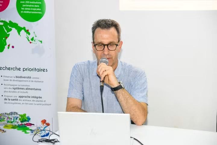 Présentation d’un intervenant au cours des Journées du Pastoralisme.